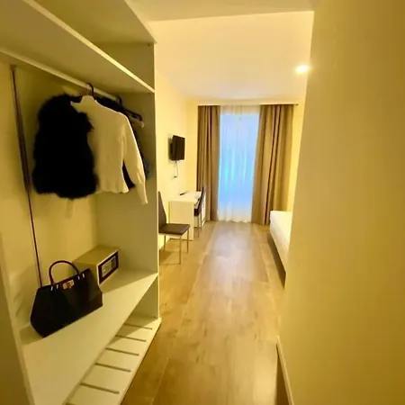 Enjoy 4* Verona