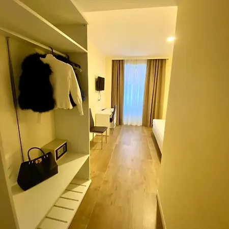 Enjoy Guest house 3*